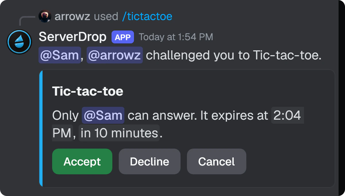 Um desafio de jogo da velha do bot, com Accept e Decline.